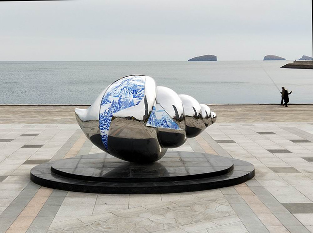 "“海纳百川•大连国际雕塑公园” （以下简称大连国际雕塑公园），是国内首个海洋文化主题雕塑公园_星海广场"的评论图片