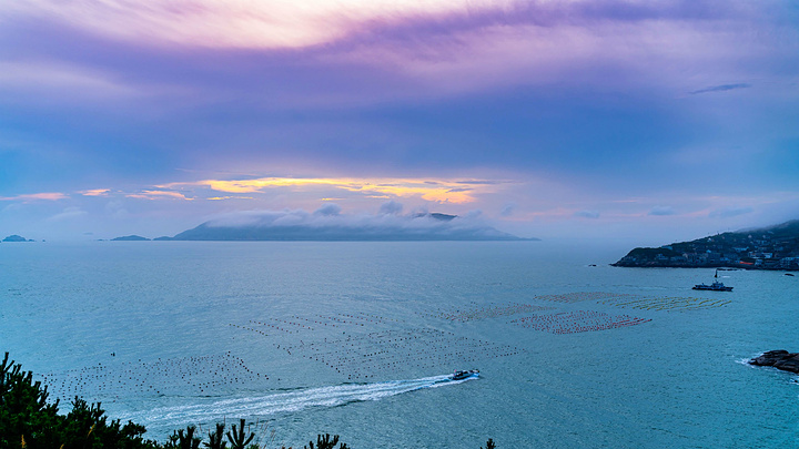 "若是想要体验更纯粹的海岛风情，可在此中转去东福山岛，返程时顺便在庙子湖岛逛逛。庙子湖岛是东极岛的主岛_庙子湖岛"的评论图片