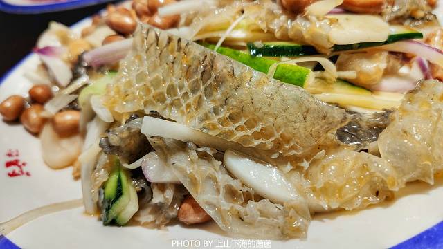 赏当年顺德鱼生地道菜(大良店)