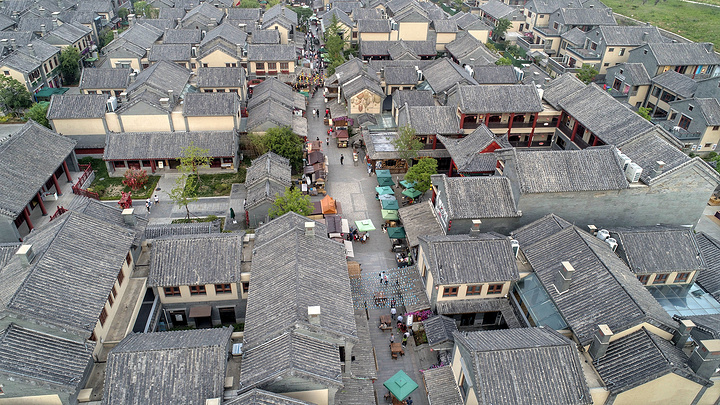 "...静安详，给 日照 又增添了一道靓丽的风景，来这里的日照本地人也非常多，所以一年四季都是很热闹的_东夷小镇"的评论图片