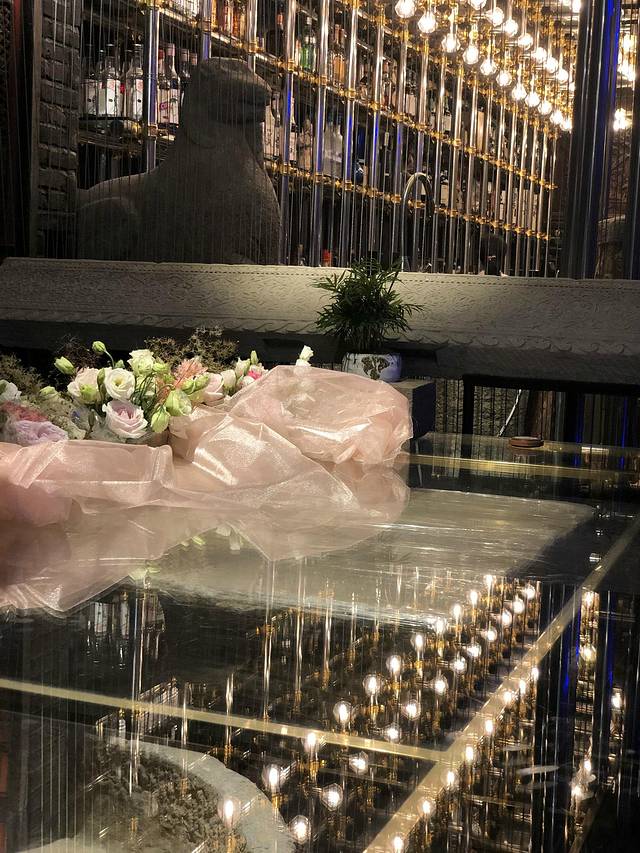 如斫·西餐厅 RuZhuo Restaurant(郡府店)