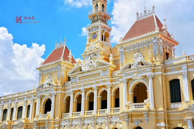 胡志明市人民委员会