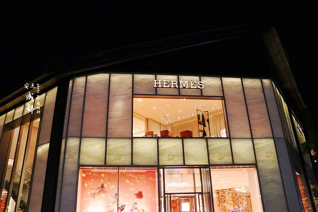 孙中山先生铜像