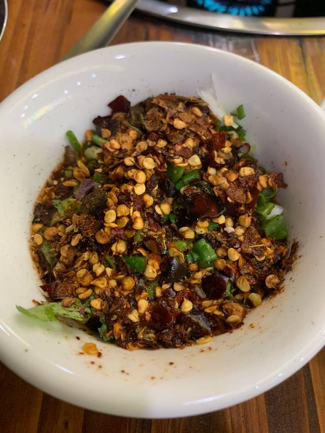 香香老贵阳鱿鱼炖土鸡火锅店(飞山街店)