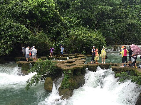 六十八级跌水瀑布旅游景点攻略图