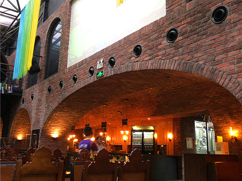 金色三麦精酿啤酒餐厅(新区金河店)旅游景点图片
