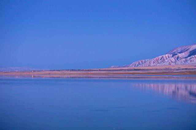 巴里坤湖风景区