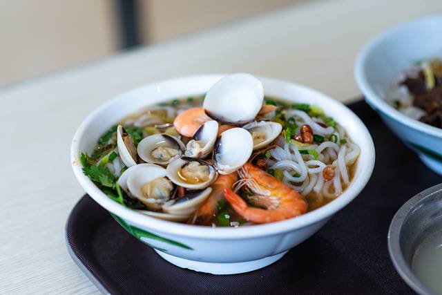 三亚正宗抱罗粉店