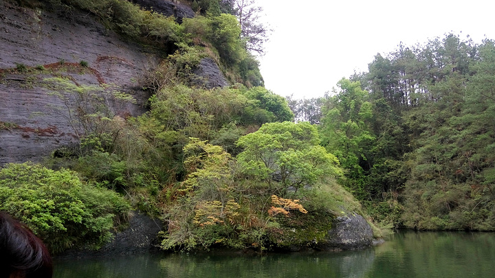 "石门湖位于冠豸山东南，与冠豸山景区紧相毗邻，旧称“石门岩”_石门湖"的评论图片