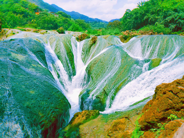 "个人感受，前半段景色一般，而后半段无论是天星洞、水上石林，还是银链坠瀑布，都非常不错，绝对能给你惊喜_天星桥景区"的评论图片