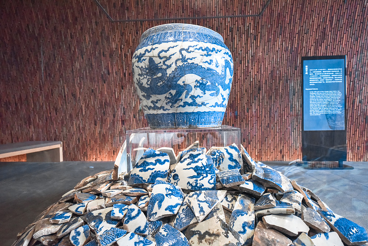 "...“之称的这个景点，历史上不仅制造出了很多经典且价值不菲的瓷器，也是景德镇陶瓷历史发展的一个缩影_御窑景巷"的评论图片