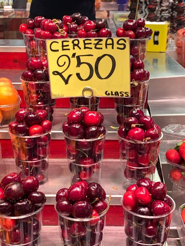 博盖利亚市集（Mercat de La Boqueria）