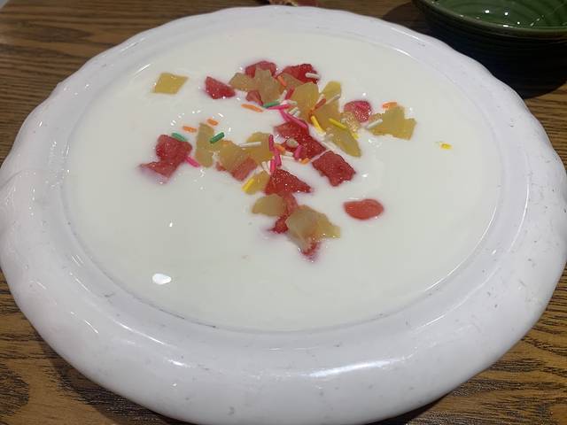 亮仔烧烤餐饮广场(南湖店)