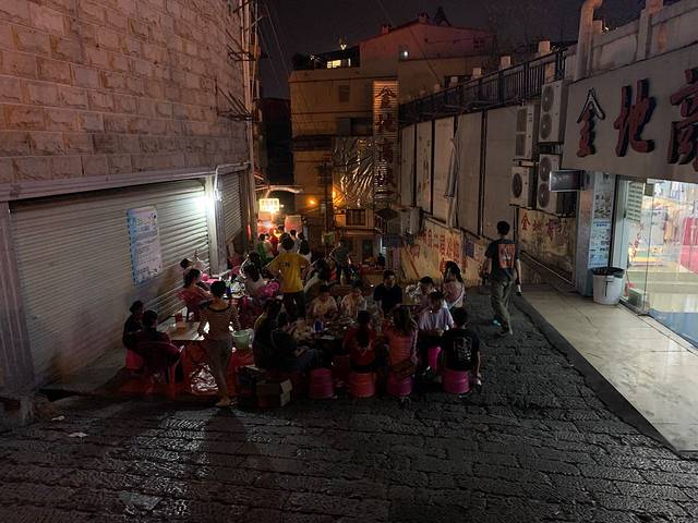 三口井头一家烧烤(隆平巷店)