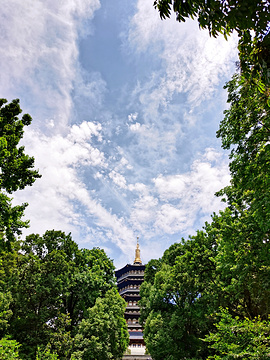 雷峰塔旅游景点攻略图