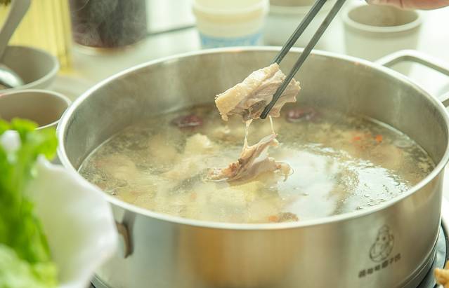 萌哒哒椰子鸡(亚龙湾森林公园店)