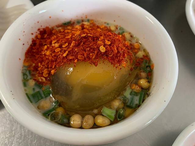 谢家乔凉粉烙锅店