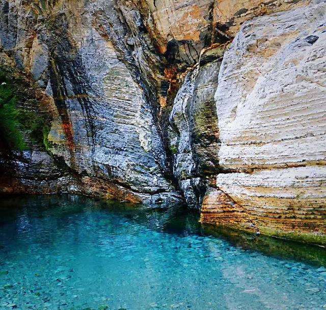 乌江黎芝峡旅游景区