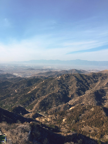 "借用白岩松那句感慨：所有的东西都容易轻易地错过，旅行中的一顿饭，你只要没吃，再吃三十年后了，还..._八达岭长城"的评论图片