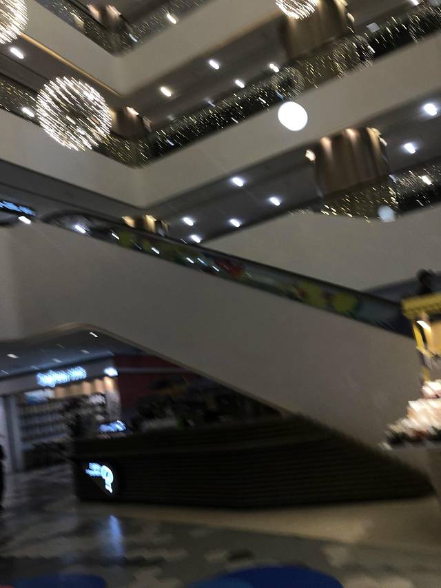 上海金鹰国际购物广场