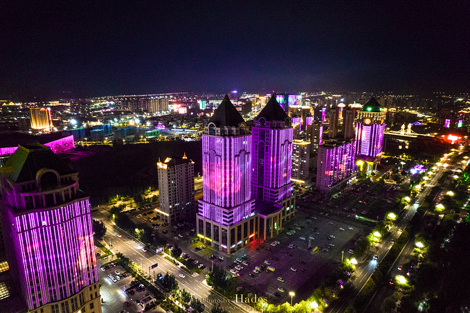 鄂尔多斯夜景图片