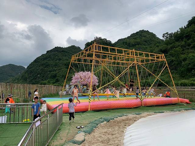 十里荷廊风景区