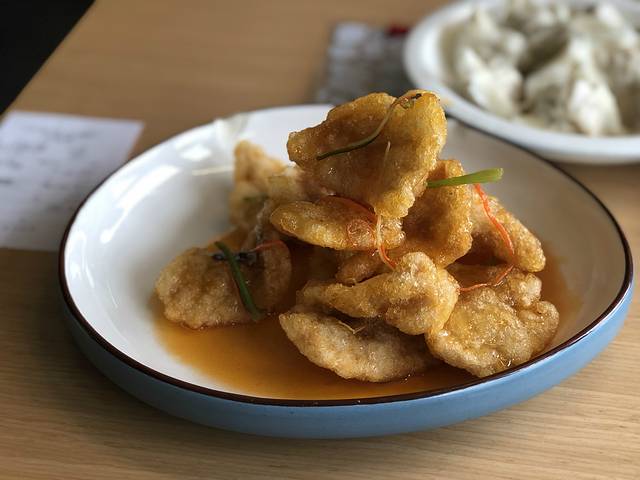关东小磨东北菜(长风大悦城店)