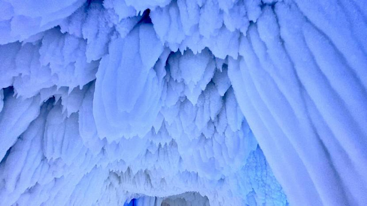 "而且云丘山冰洞全年365天都有冰，不像有些地方的地下冰洞还要分季节，所以云丘山冰洞群也成为了最..._云丘山冰洞群"的评论图片
