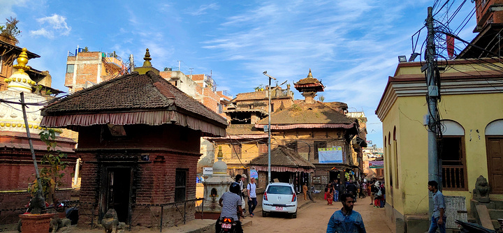 "...gaon）又名巴克塔普尔（Bhaktapur）梵文意为“始道者之城”，在尼语中意为“朝圣之城”_巴德岗古城"的评论图片