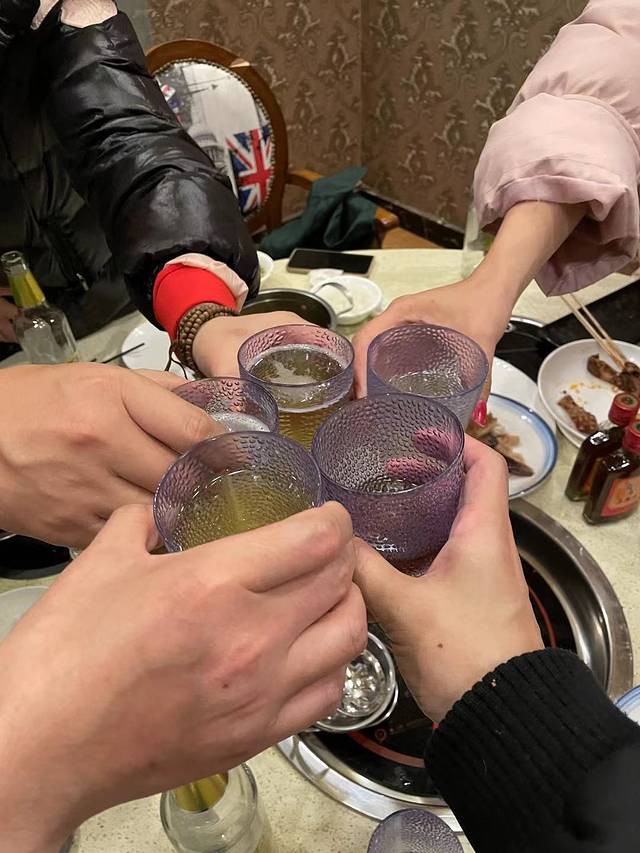 水上漂·牦牛肉自助火锅