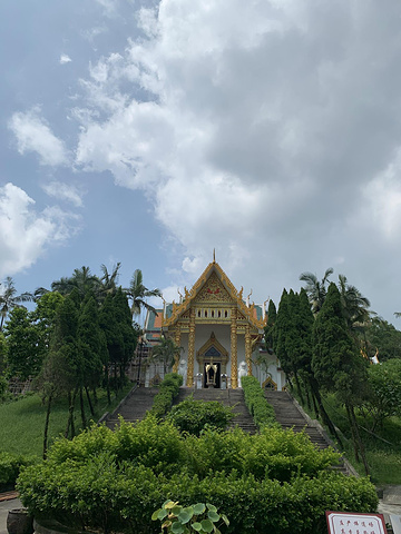 "...虽然明明就在路边，参观后要回的时候刚好有旅游团来，原来不是没人，只是比较少，O(∩_∩)O哈哈_开元寺泰佛殿"的评论图片