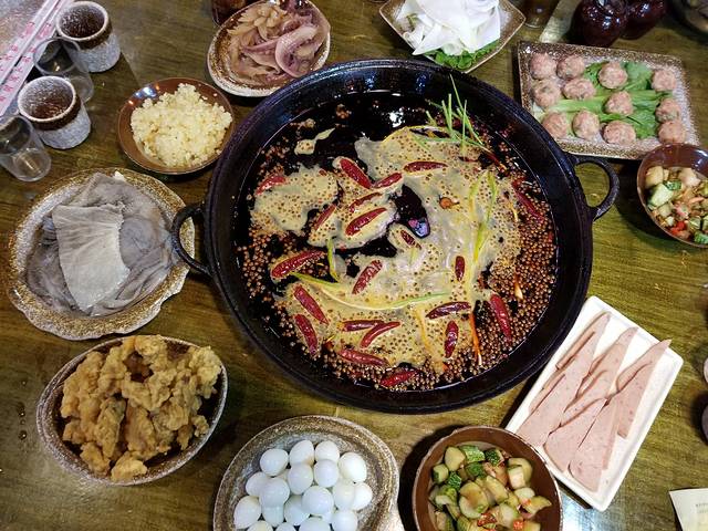 渝宗老灶火锅(五星大道店)