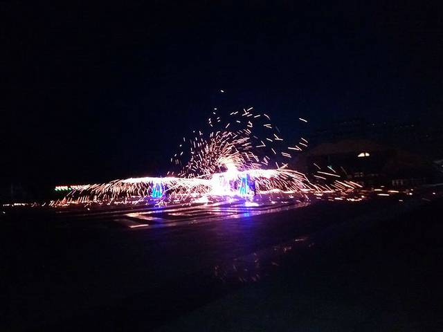 中都草原跑马场