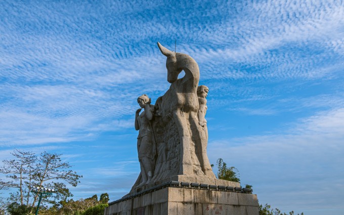 海南鹿回头景区介绍图片