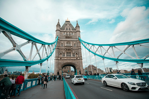 伦敦塔桥旅游景点攻略图