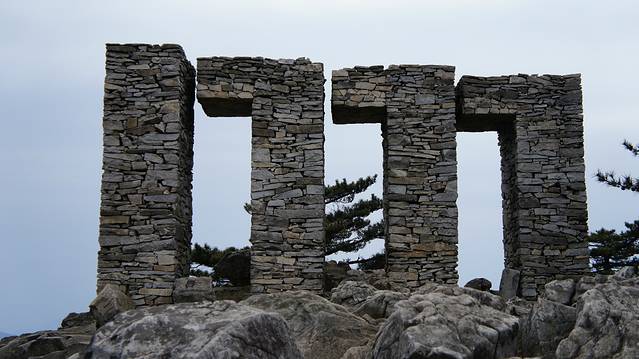 大别山主峰景区白马尖