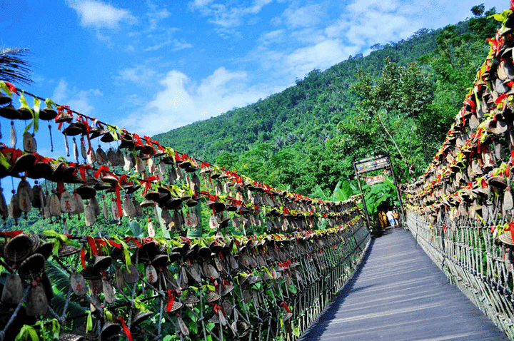 "【呀诺达雨林文化旅游区】“呀诺达”是形声词，在海南本土方言中表示一、二、三_呀诺达雨林文化旅游区"的评论图片