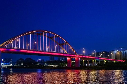 邕江夜游旅游景点图片