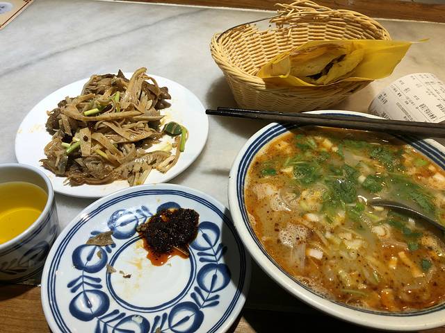 虢国羊肉汤馆(政二街店)