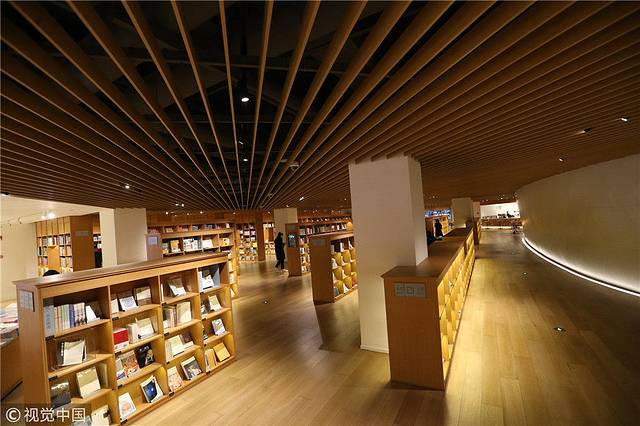 钟书阁（融科店）