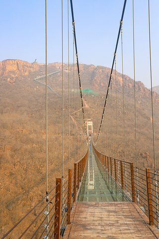 "就不得不感慨一句，伏羲山旅游区还是蛮大的，云上牧场、红石峡、伏羲山大峡谷、三泉湖等等，又各有特..._三泉湖景区"的评论图片