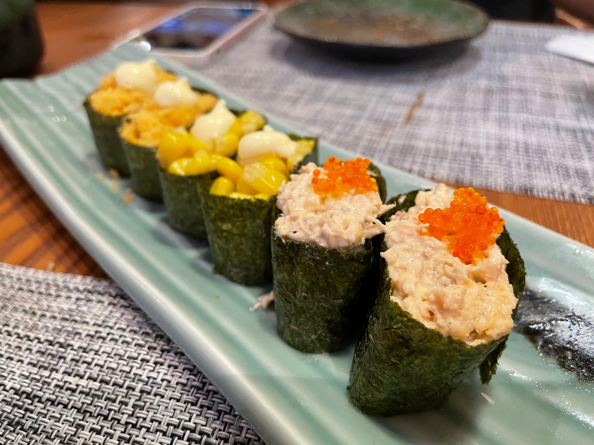 然后点了些熟食大概等了20分钟才可以点寿司出现这种情况也没有送点