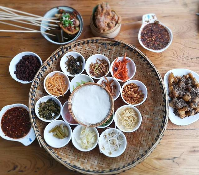 包整(甲秀楼店)