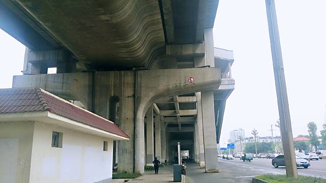 红光镇站