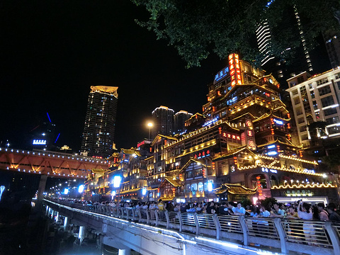 洪崖洞旅游景点攻略图