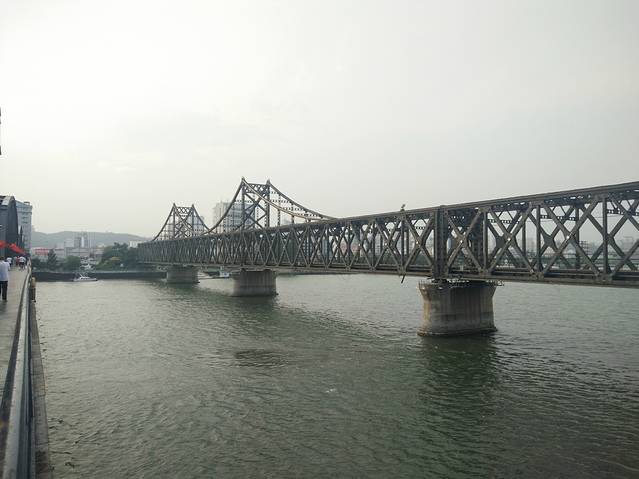 鸭绿江中朝边界河游船(1号码头)