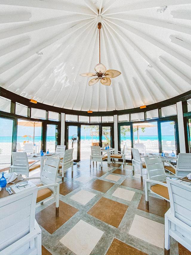 伊露岛（伊露岛度假村）