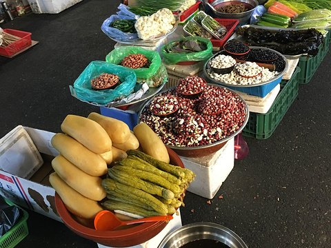 广藏市场旅游景点图片