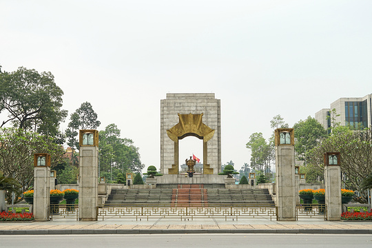 胡志明故居旅游景点图片