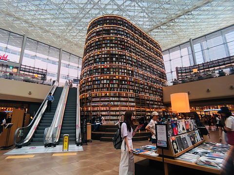 21星空图书馆 旅游攻略 门票 地址 问答 游记点评 首尔旅游旅游景点推荐 去哪儿攻略